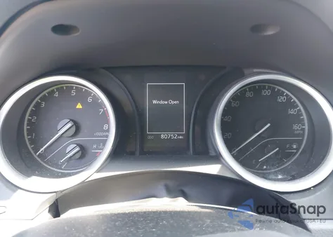 2022 Toyota Camry Le z USA, uszkodzony, nr VIN 4T1C11AK8NU054240